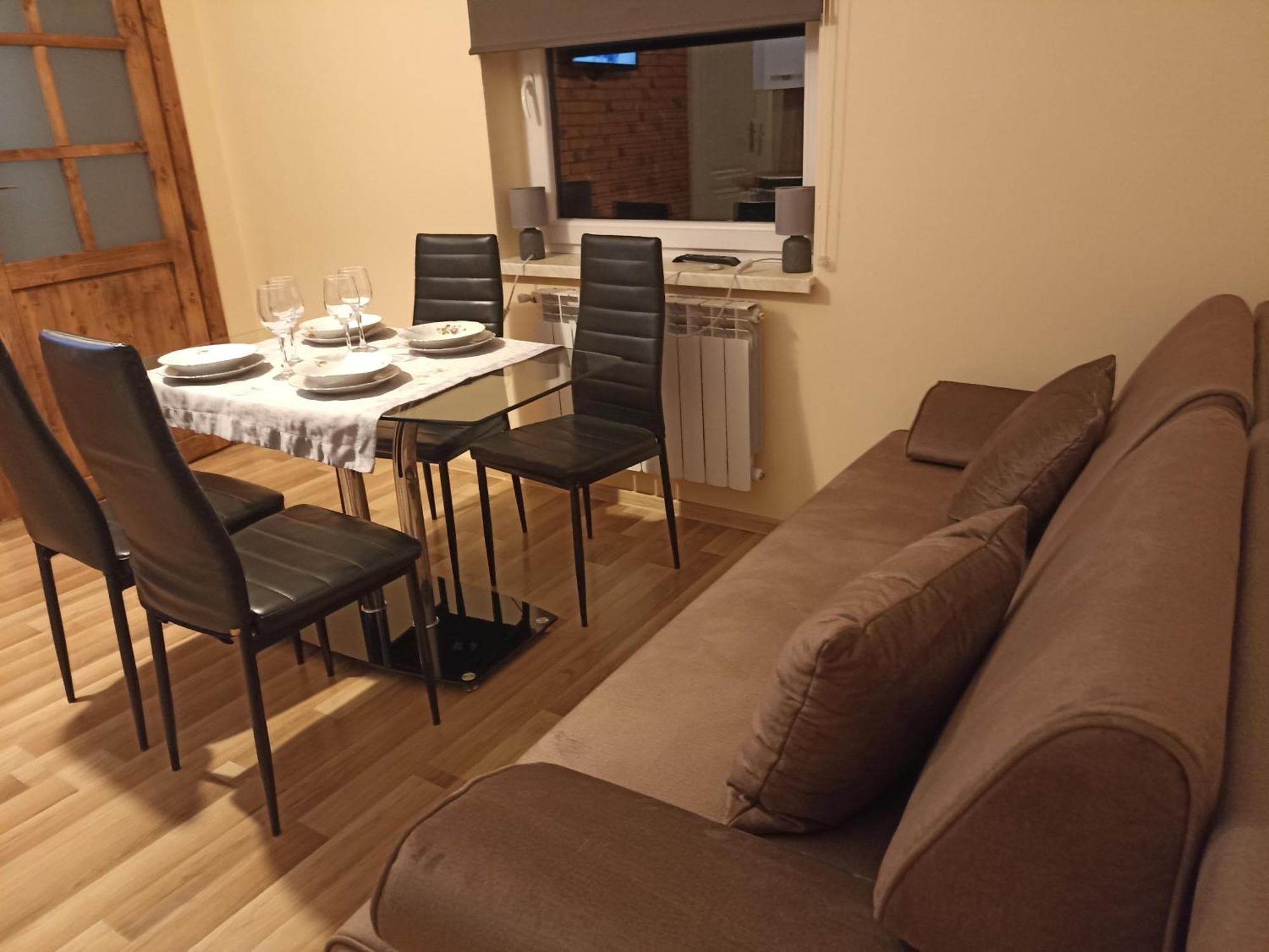 Domki I Apartamenty Nad Jeziorem Solinskim Z Basenem I Widokiem Na Gory Wolkowyja Exterior foto
